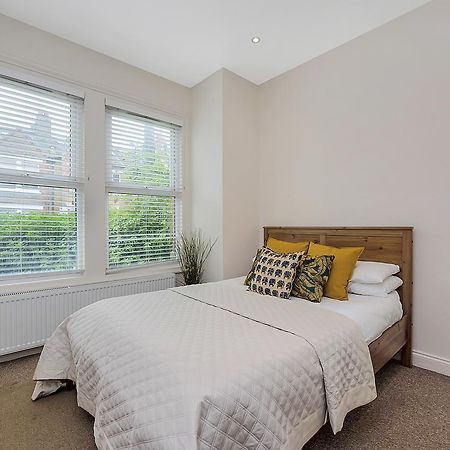 Finding My Palace Guest House In Tooting Mitcham Esterno foto