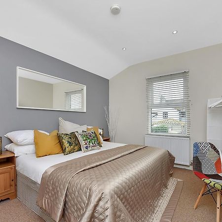 Finding My Palace Guest House In Tooting Mitcham Esterno foto