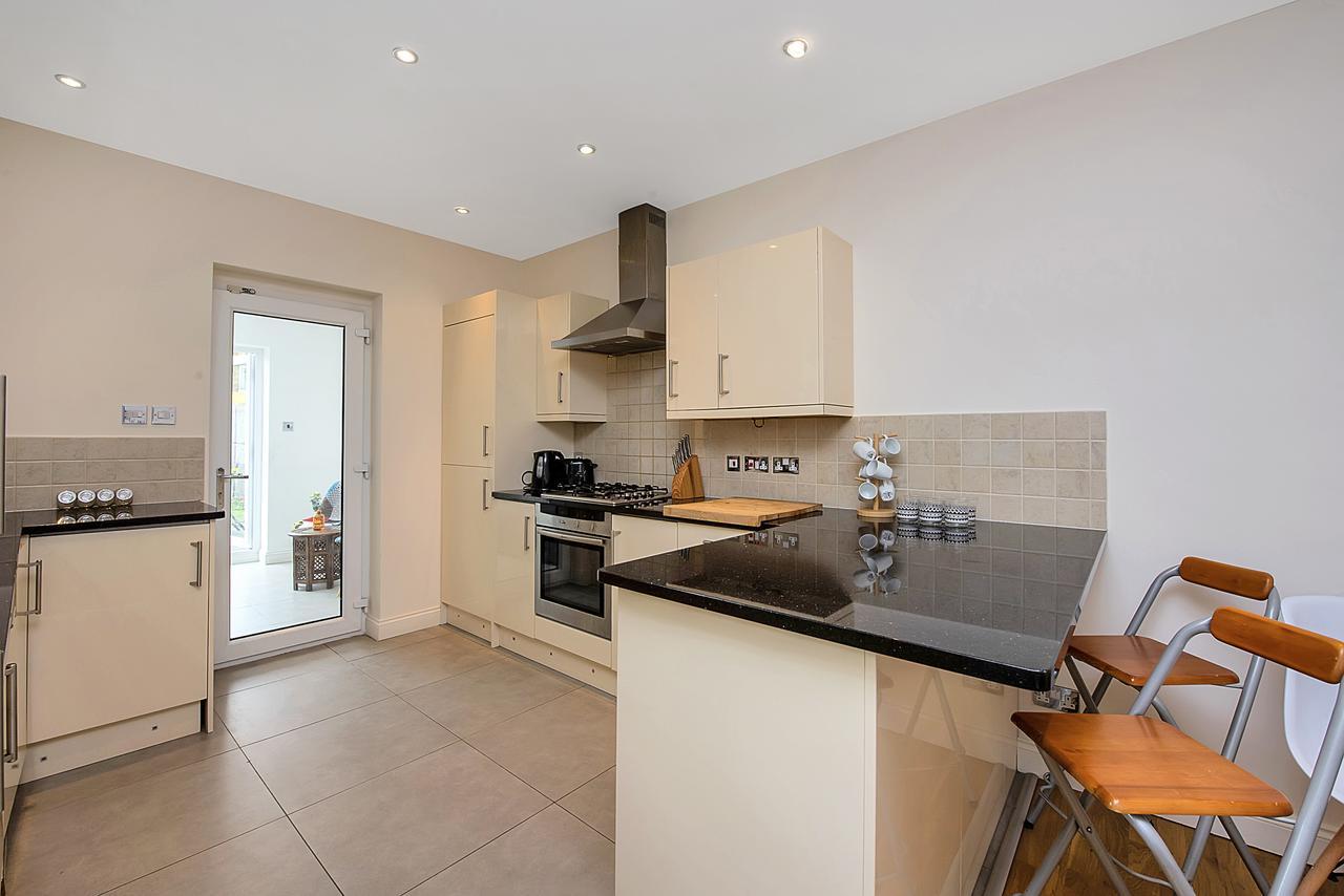 Finding My Palace Guest House In Tooting Mitcham Esterno foto