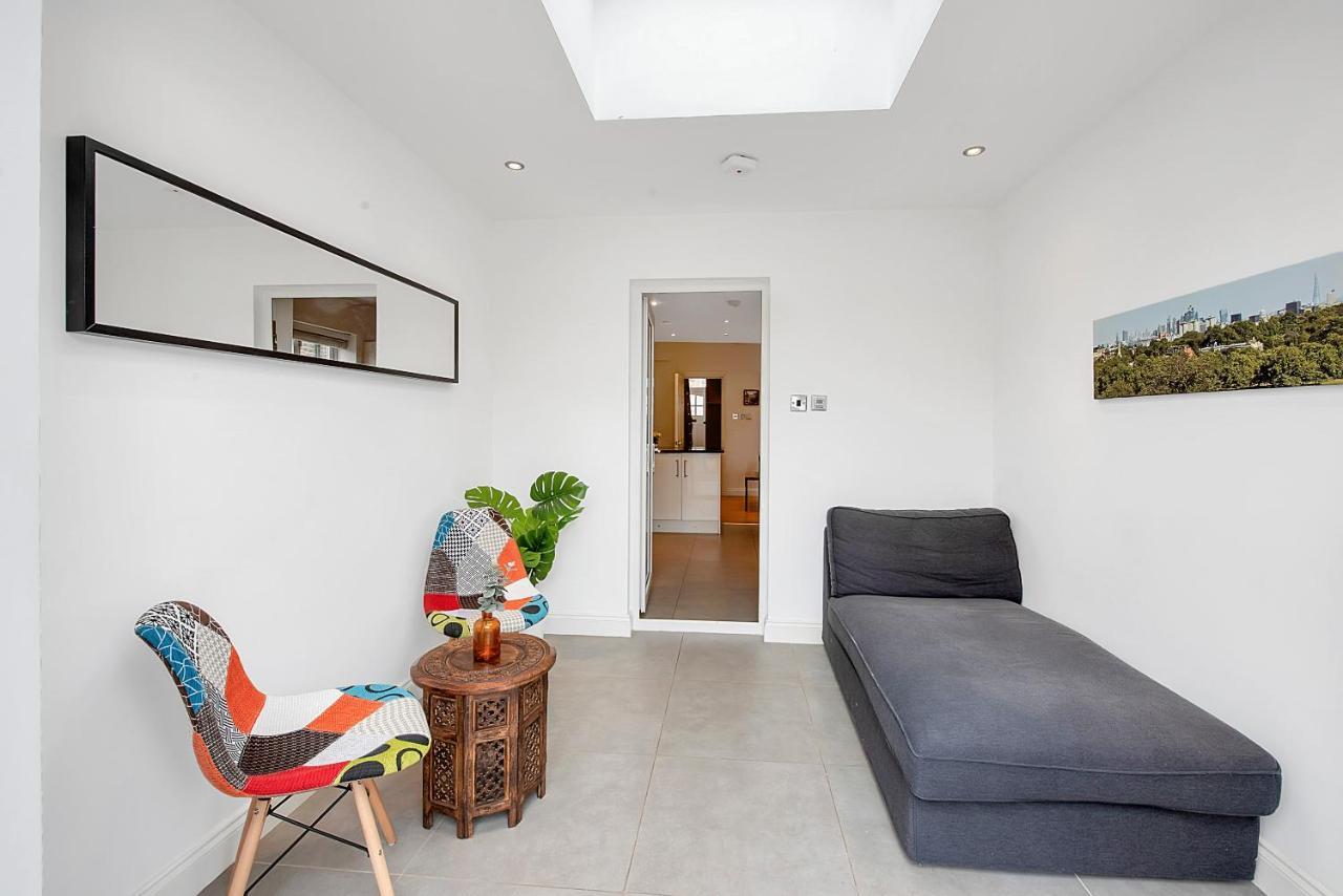 Finding My Palace Guest House In Tooting Mitcham Esterno foto